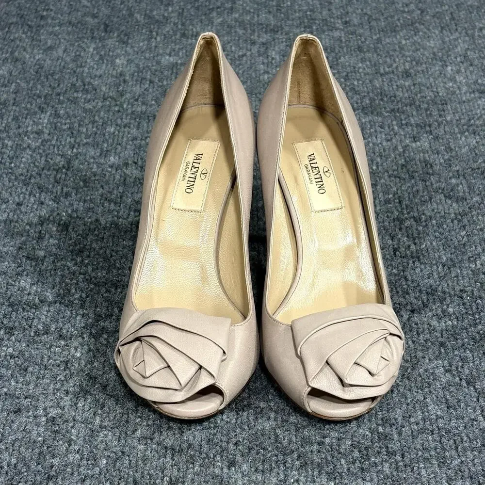 Valentino Garavani Shoes Womens 5.5 EU 35.5 Pink Nude Peep Toe Pumps Bow taly